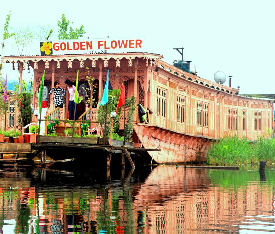 מלון Nagin Bagh Golden Flower Heritage Houseboat מראה חיצוני תמונה